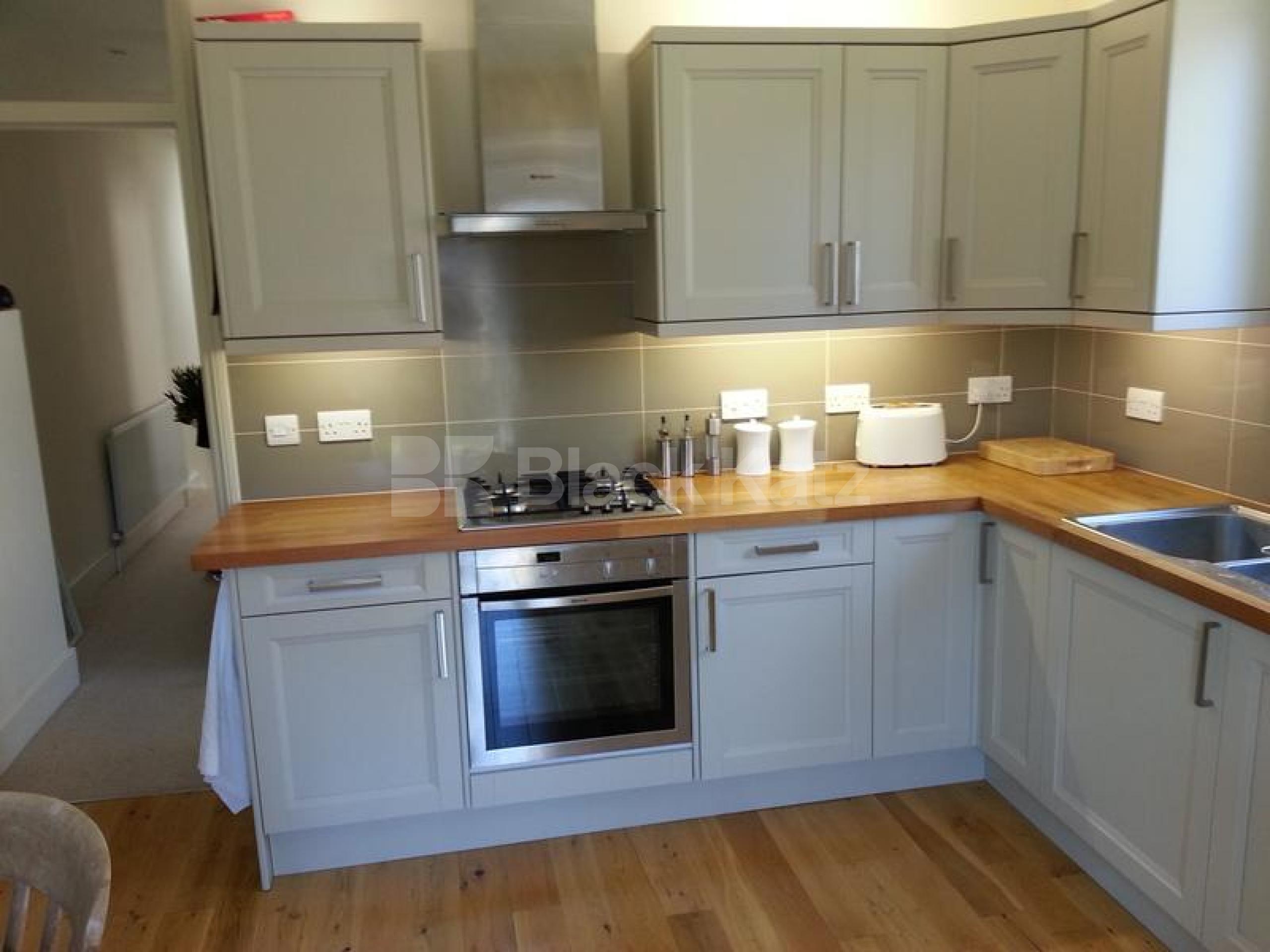 			NEW INSTRUCTION, 2 Bedroom, 1 bath, 1 reception End Terraced House			 Treport Street, Wandsworth/Earlsfield SW18